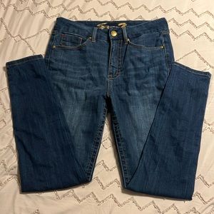 Seven7 Tummyless High Rise Skinny Size 10